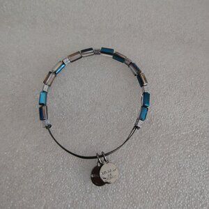 🤩  Gorgeous iridescent Alex and Ani Beaded Gold  Bracelet   Bangle  560